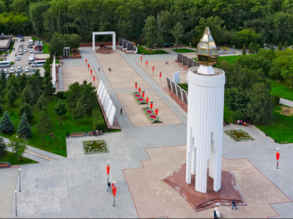 照片: 其他地方, 历史广场, 秋明