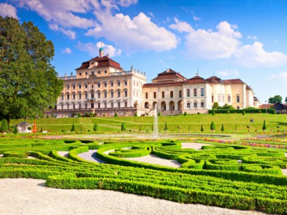 照片: 公园和娱乐活动, 城堡， 要塞和宫殿, Residenzschloss Ludwigsburg , 巴登-符腾堡