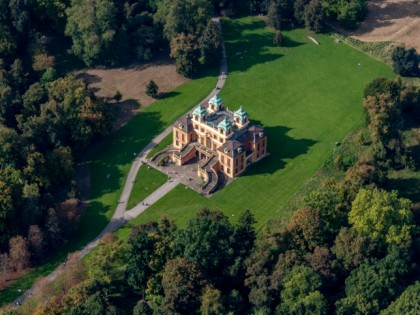 照片: 公园和娱乐活动, 城堡， 要塞和宫殿, 其他地方, Seeschloss Monrepos, Schloss Favorite, 巴登-符腾堡