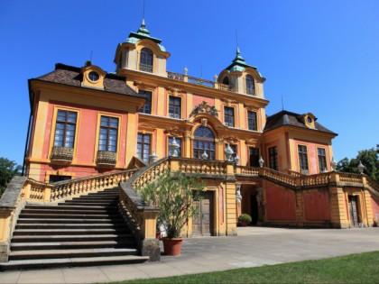 照片: 公园和娱乐活动, 城堡， 要塞和宫殿, 其他地方, Seeschloss Monrepos, Schloss Favorite, 巴登-符腾堡