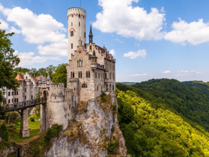 照片: 城堡， 要塞和宫殿, Schloss Lichtenstein, 巴登-符腾堡