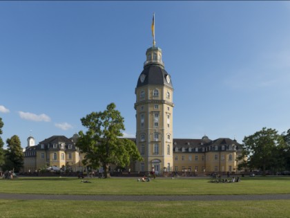 照片: 博物馆和展览会, 公园和娱乐活动, 城堡， 要塞和宫殿, Schloss Karlsruhe, 巴登-符腾堡