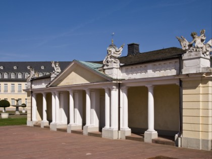 照片: 博物馆和展览会, 公园和娱乐活动, 城堡， 要塞和宫殿, Schloss Karlsruhe, 巴登-符腾堡